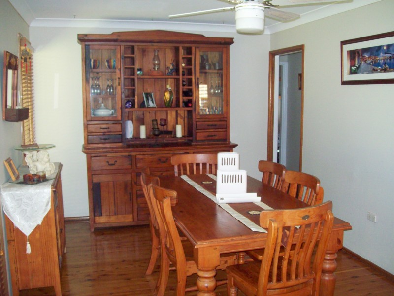 130 Vales Road, Mannering Park NSW 2259
