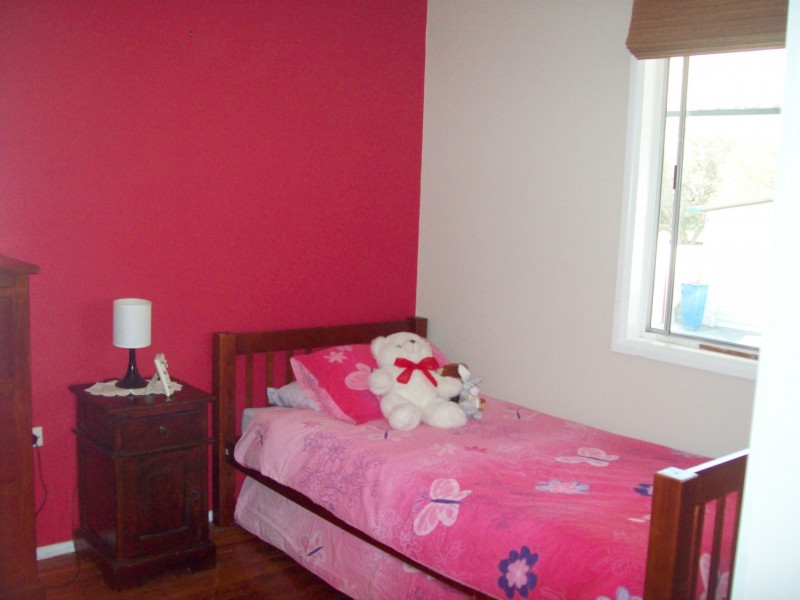 130 Vales Road, Mannering Park NSW 2259