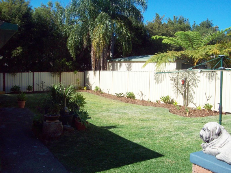 130 Vales Road, Mannering Park NSW 2259