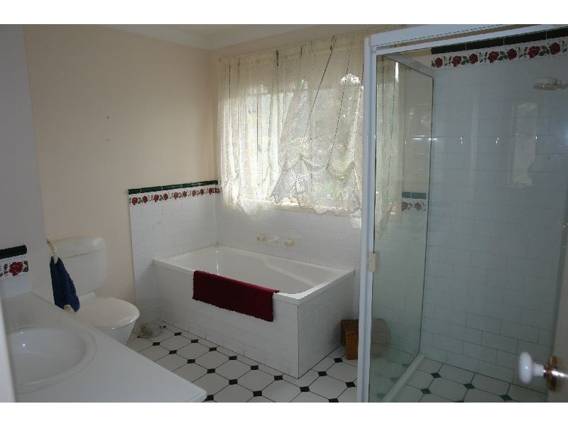 19 Bellwood Close, Tuggerah NSW 2259