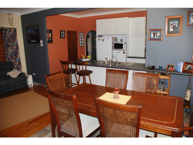 9 Windermere Avenue, Charmhaven NSW 2263