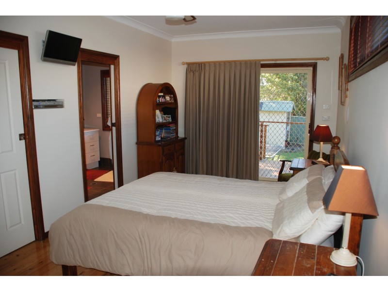 9 Windermere Avenue, Charmhaven NSW 2263