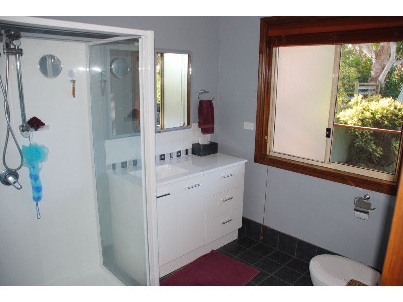 9 Windermere Avenue, Charmhaven NSW 2263