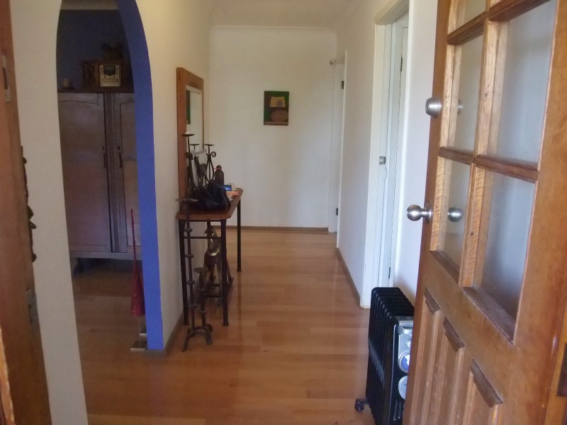 2 Leslie Avenue, Gorokan NSW 2263