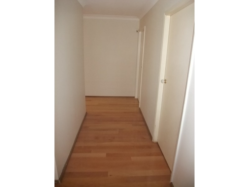 2 Leslie Avenue, Gorokan NSW 2263