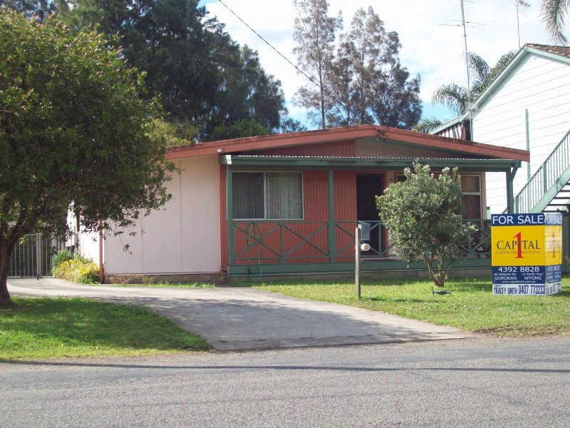 7 Blackswan Street, Berkeley Vale NSW 2261