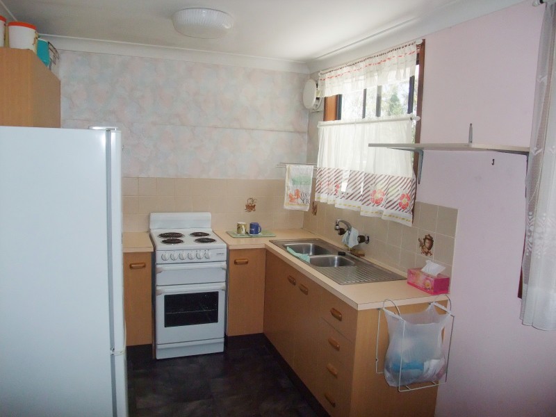 12 Windermere Avenue, Charmhaven NSW 2263