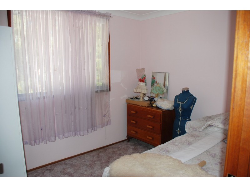 12 Windermere Avenue, Charmhaven NSW 2263