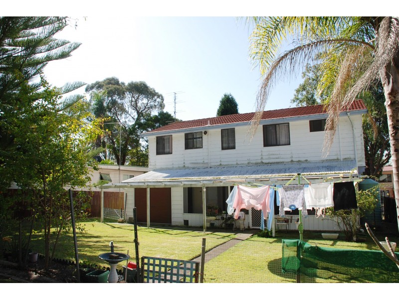 12 Windermere Avenue, Charmhaven NSW 2263