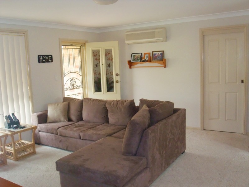 4/1 Jane Close, Lake Haven NSW 2263