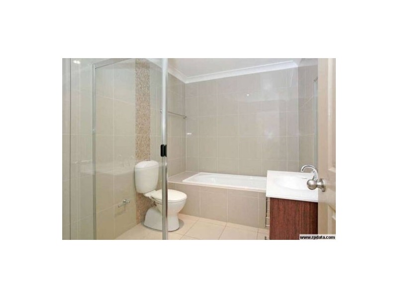 2/21 Wallum Crescent, Woongarrah NSW 2259