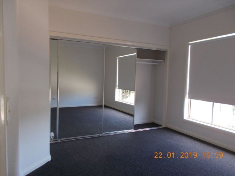2/21 Wallum Crescent, Woongarrah NSW 2259