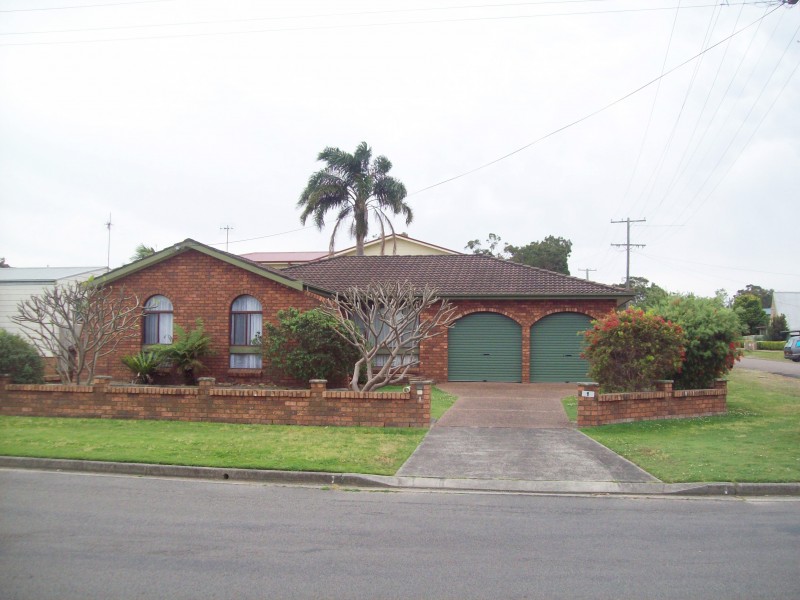 1 Coorabin Street, Gorokan NSW 2263