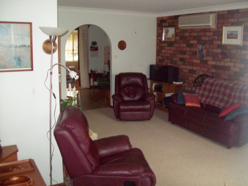 1 Coorabin Street, Gorokan NSW 2263