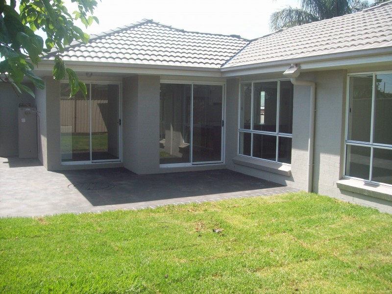 2/28 Fravent Street, Toukley NSW 2263