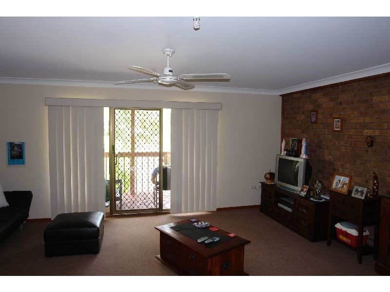 2/40 Boyce Ave, Wyong NSW 2259