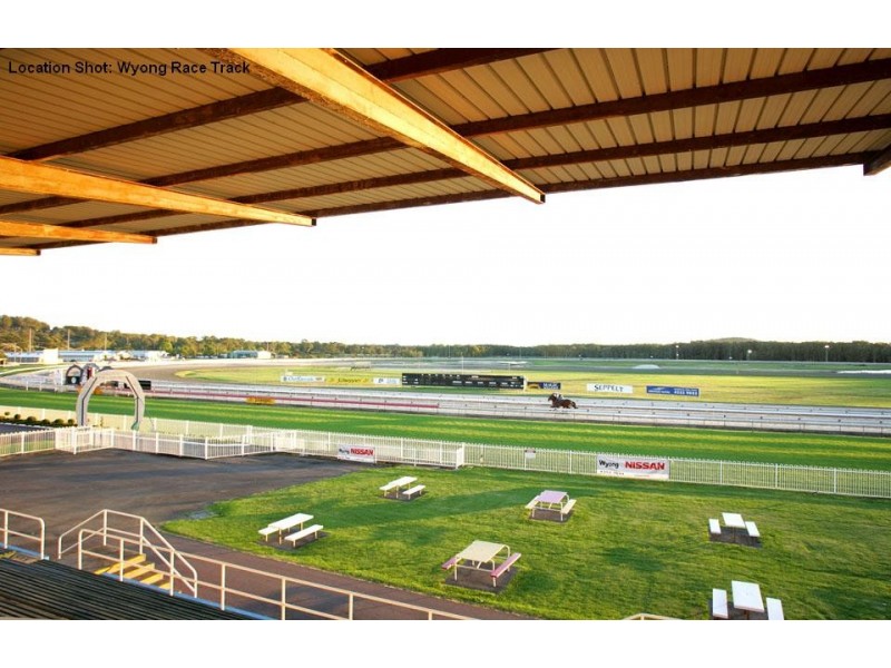 2/40 Boyce Ave, Wyong NSW 2259