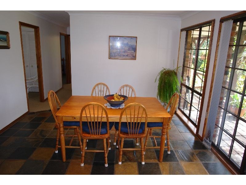 9 Lorikeet Lane, Ourimbah NSW 2258