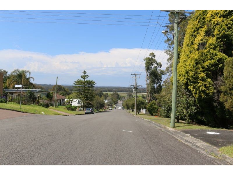 16 North Road, Wyong NSW 2259