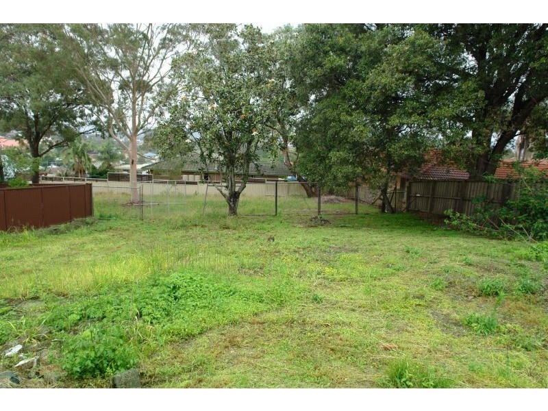 16 North Road, Wyong NSW 2259