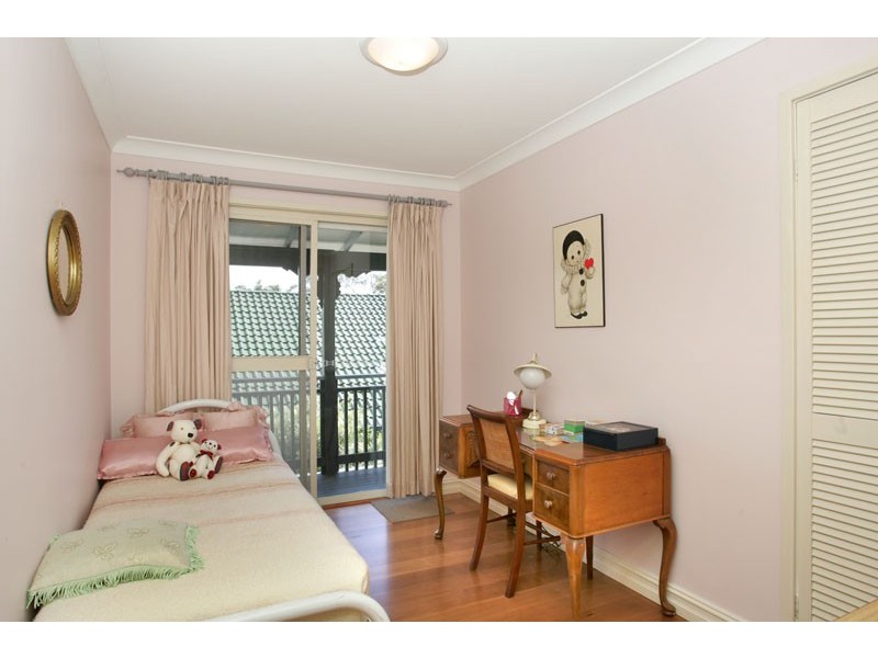 9 Roslyn Place, Noraville NSW 2263