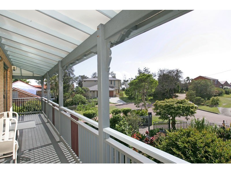 9 Roslyn Place, Noraville NSW 2263