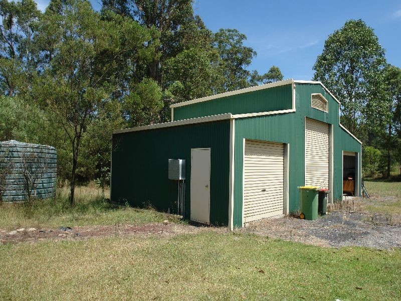 242 Durren Road, Jilliby NSW 2259