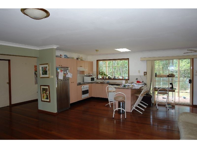 242   Durren Road, Jilliby NSW 2259