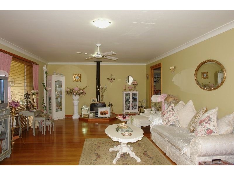36 Wolseley Ave, Tacoma NSW 2259