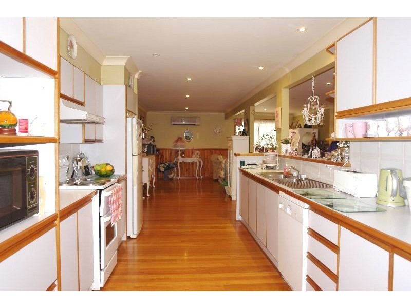 36 Wolseley Ave, Tacoma NSW 2259