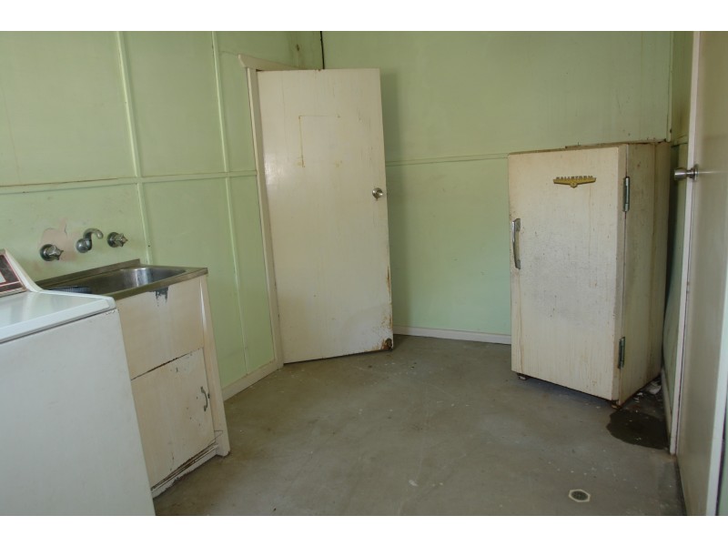 5 Geoffrey Road, Chittaway Point NSW 2261