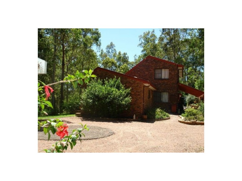 1 Little Cobbs Lane, Mardi NSW 2259