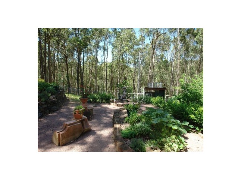 1 Little Cobbs Lane, Mardi NSW 2259