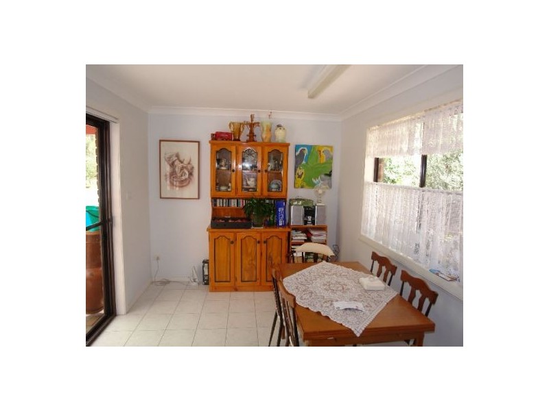 1 Little Cobbs Lane, Mardi NSW 2259