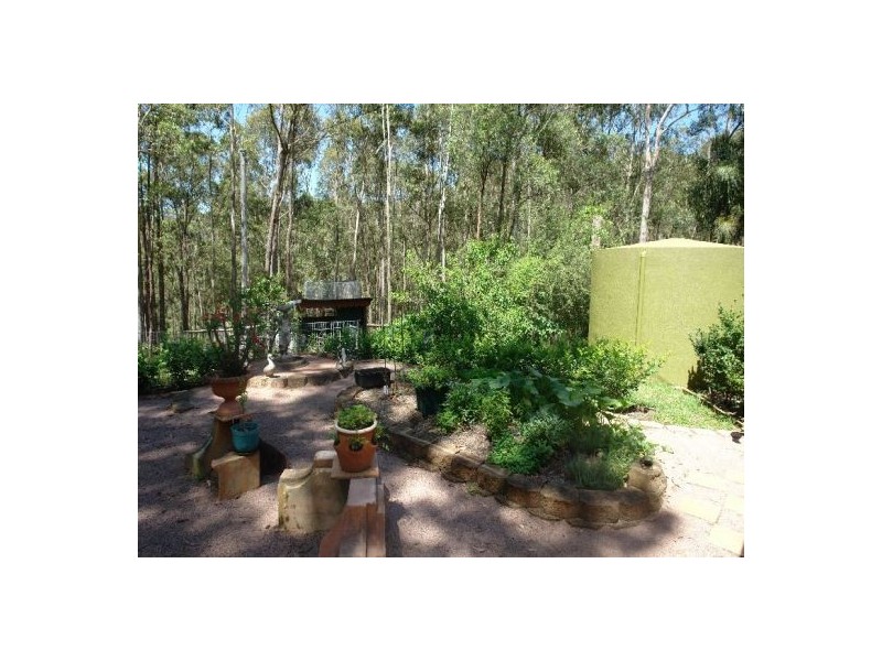 1 Little Cobbs Lane, Mardi NSW 2259