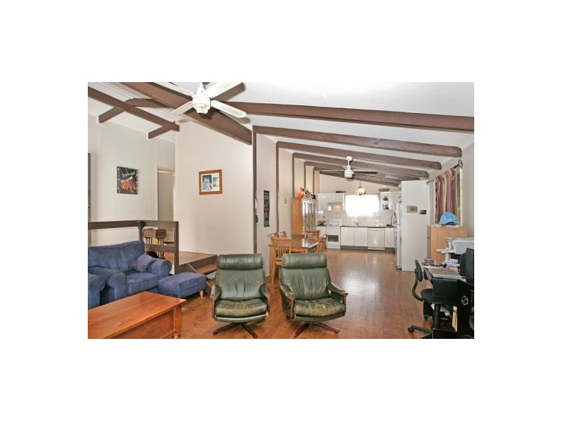 8 Oakland Street, Wyongah NSW 2259