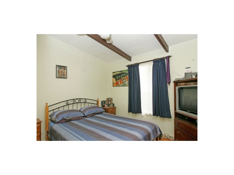 8 Oakland Street, Wyongah NSW 2259