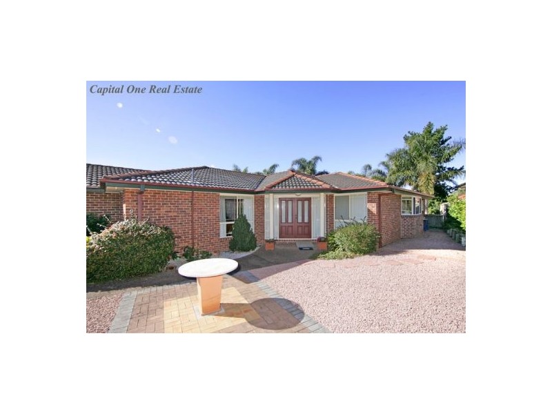 8  Gibson Close, Kanwal NSW 2259