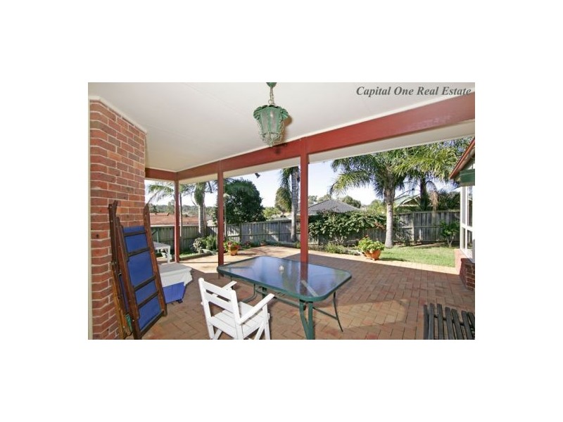 8  Gibson Close, Kanwal NSW 2259