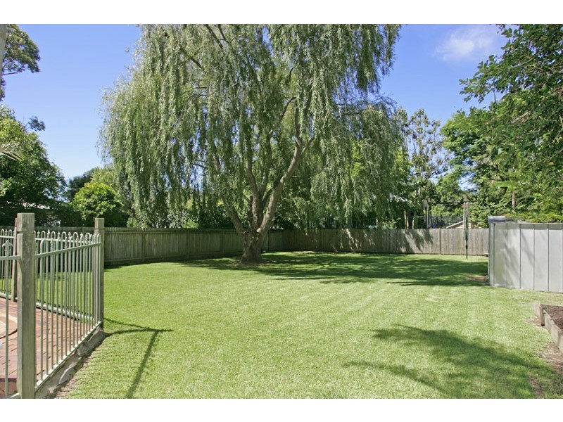 13 Boyce Ave, Wyong NSW 2259