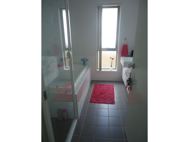 83 Clydesdale Street, Wadalba NSW 2259