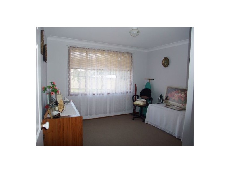 5  Oxford Drive, Lake Haven NSW 2263