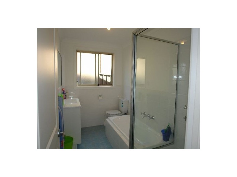 255 Johns Road, Wadalba NSW 2259