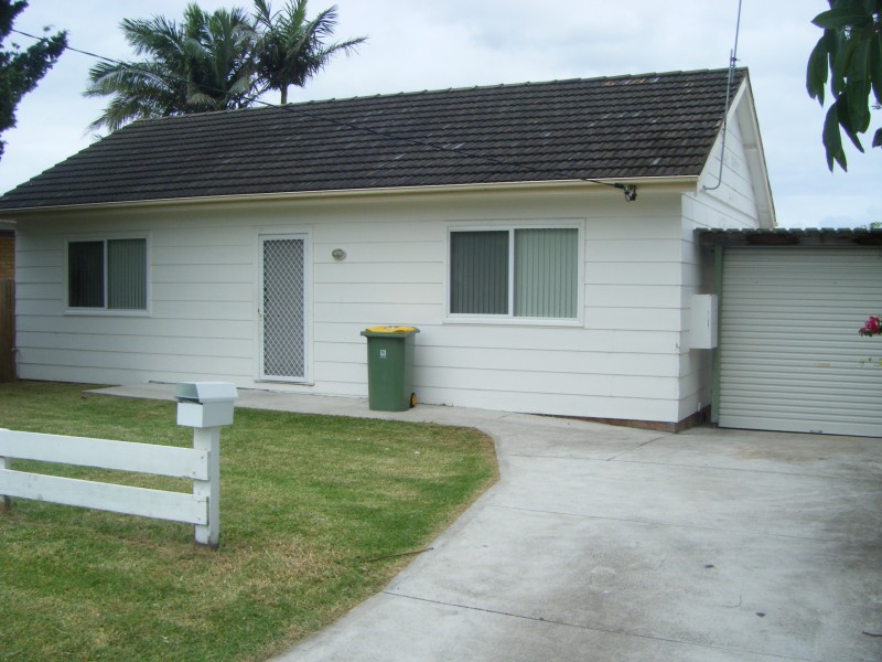 13 Beachcomber Parade, Toukley NSW 2263