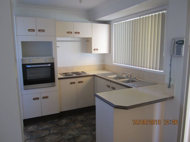 4 Trent Close, Lake Haven NSW 2263