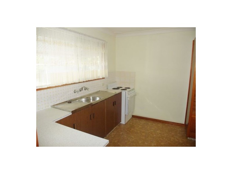 15 Jones Avenue, Toukley NSW 2263