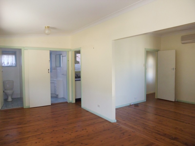 51 Tuggerawong Road, Wyongah NSW 2259