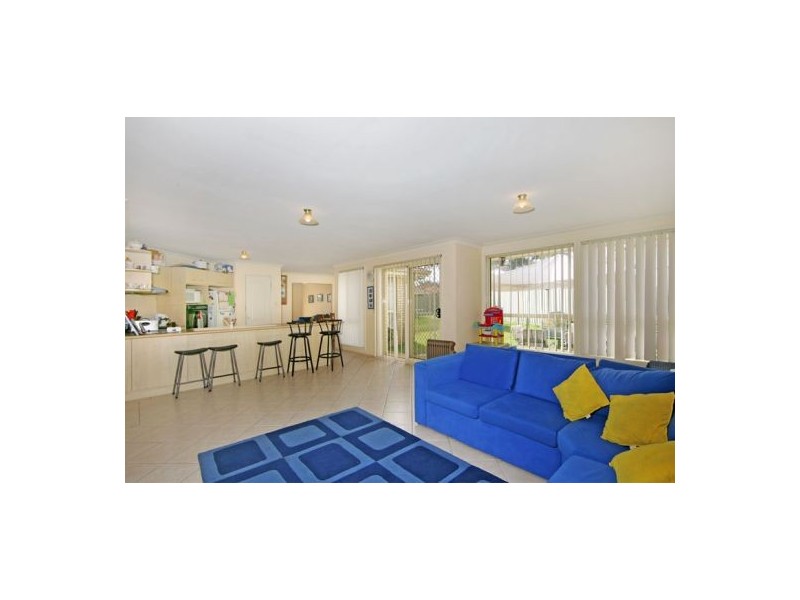27 Sterling Way, Hamlyn Terrace NSW 2259