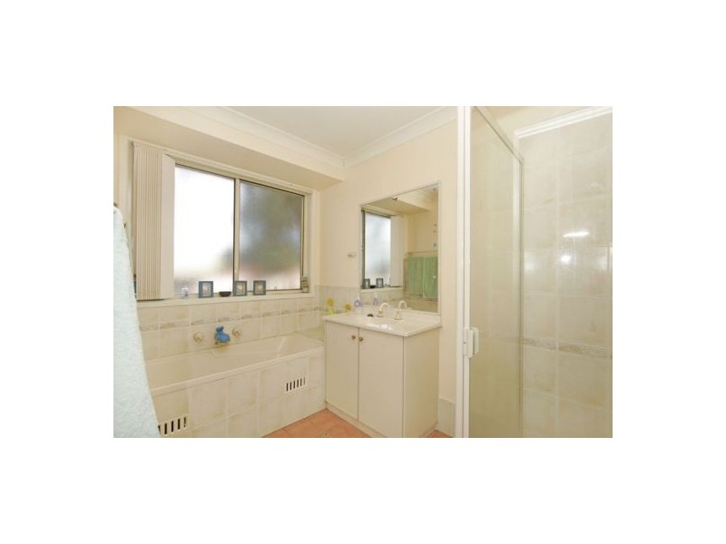 27 Sterling Way, Hamlyn Terrace NSW 2259