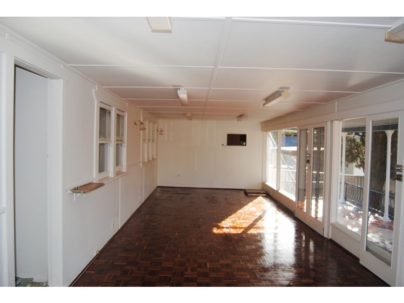 106 Main Road, Toukley NSW 2263